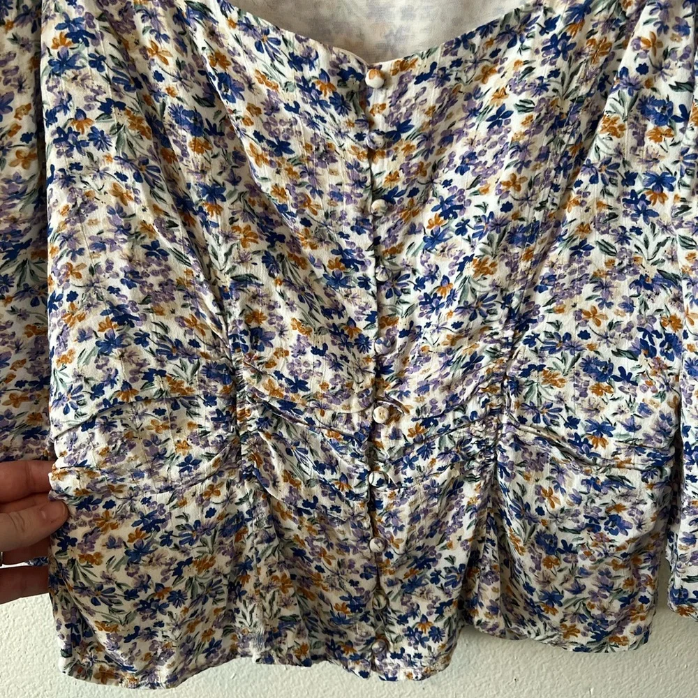 Revolve Astr the Label Floral Print Ruched Button Front Blouse Square Neck